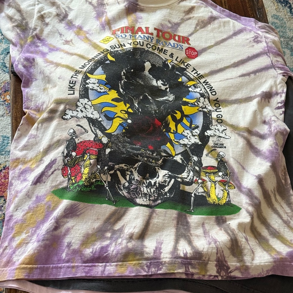 Online ceramics final tour Grateful Dead tee